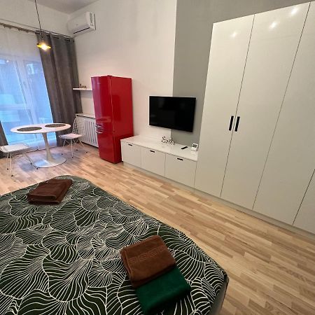 Industrial Touch - Designed Apartment Iasi Exterior foto