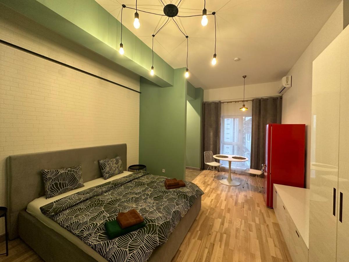 Industrial Touch - Designed Apartment Iasi Exterior foto